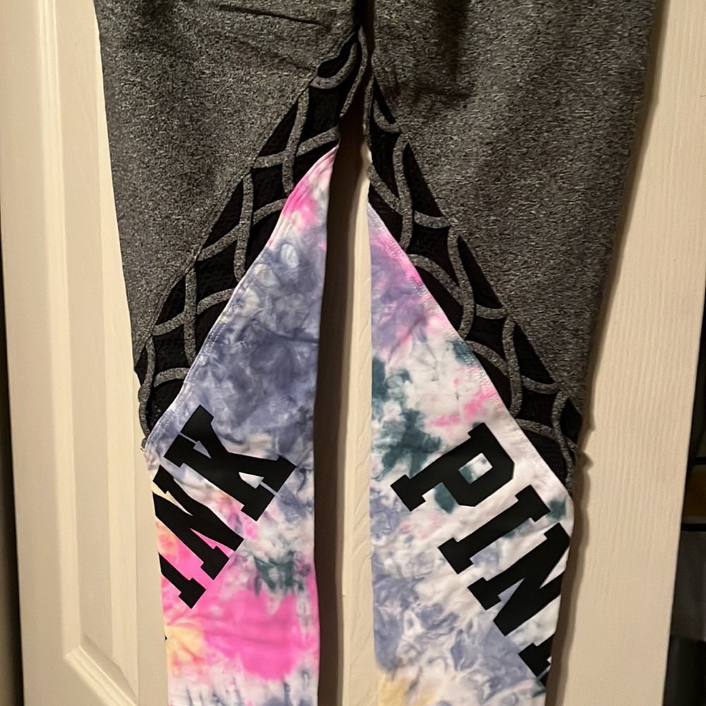 NWT VS PINK cortton leggings.  Size S - Picture 4 of 6